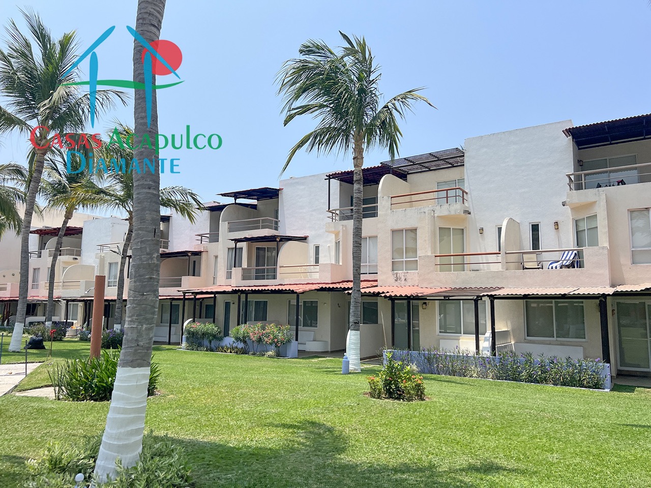 Residencial Caracol - Albercas y jardines 17